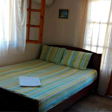 Capsule hotel Sakis
